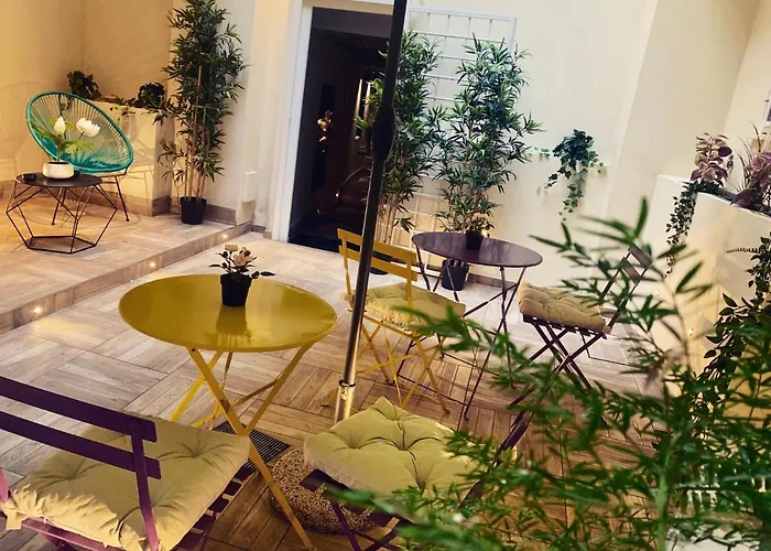 Navona Street Otel 3*